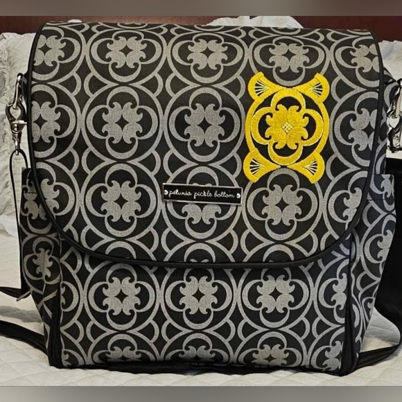 Petunia Pickle Bottom Diaper Bag - Picture 2 of 5